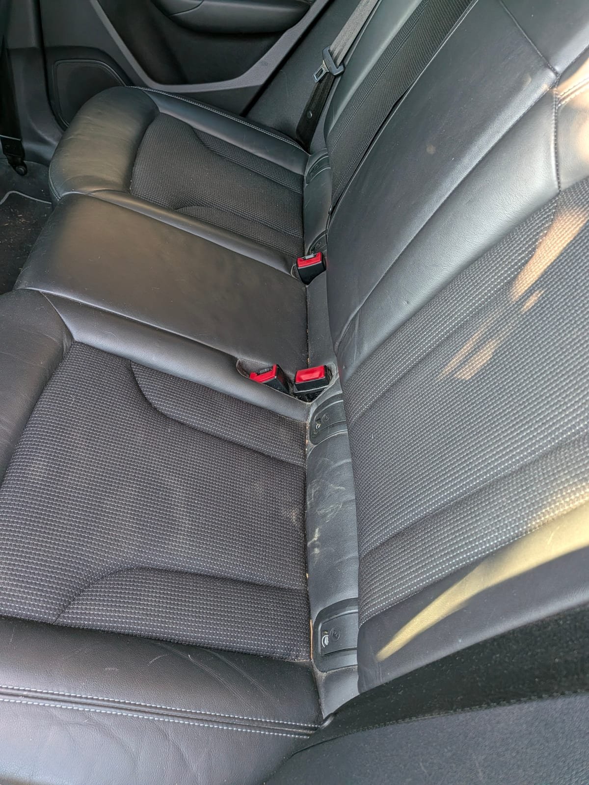 Avant nettoyage intérieur Audi